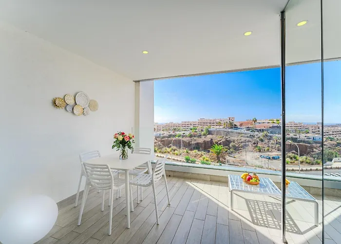 Apartament Ocean Garden Sunset View - Heated Pool *