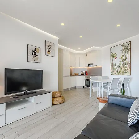Ocean Garden Sunset View - Heated Pool Apartamento *
