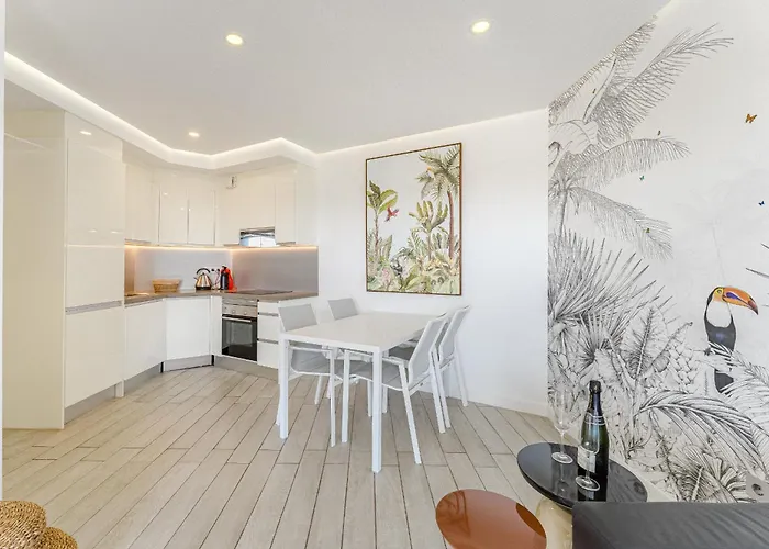 Ocean Garden Sunset View - Heated Pool Apartment *