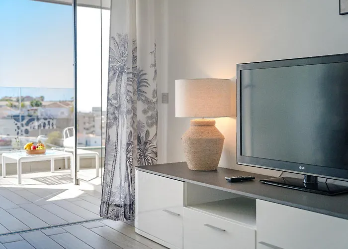 Ocean Garden Sunset View *